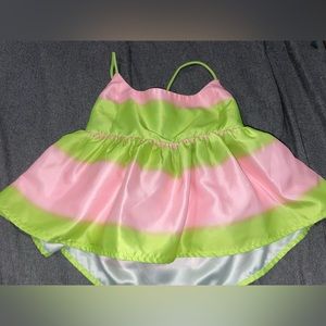 Mainstrip pink and green top
